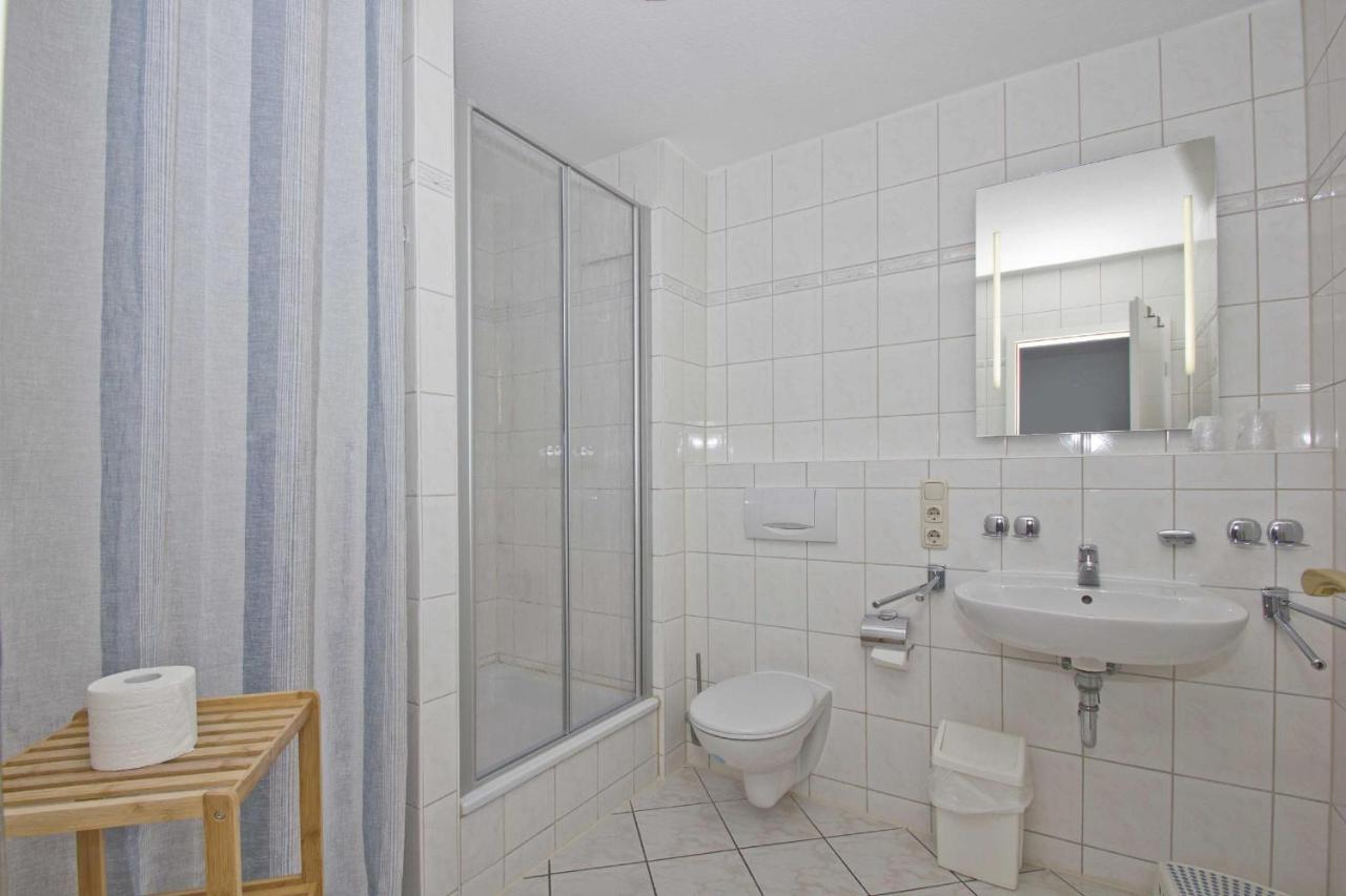 Ferienwohnung Mit Balkon, Gratis Nutzung Vom Ahoi Erlebnisbad Und Sauna In Sellin - Haus Strandeck Fewo 19 Гёрен Экстерьер фото